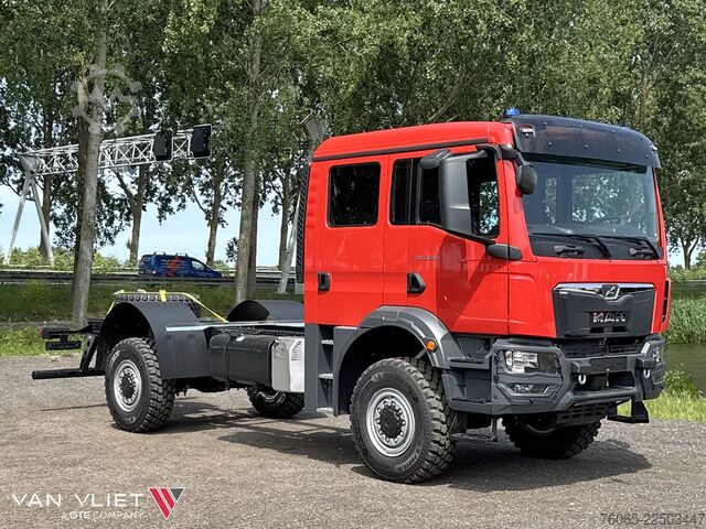 Chassis com cabina MAN TGM 18.290 BB CH Chassis Cabin (3 units)