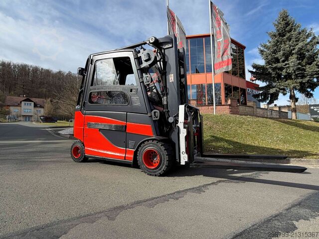 电动四轮叉车 Linde E35HL-01