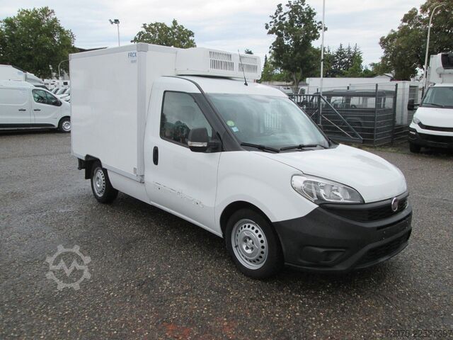 Koelwagen met geïsoleerde laadbak FIAT Doblo 1.6  *Maxi-Tiefkühler*Euro5*
