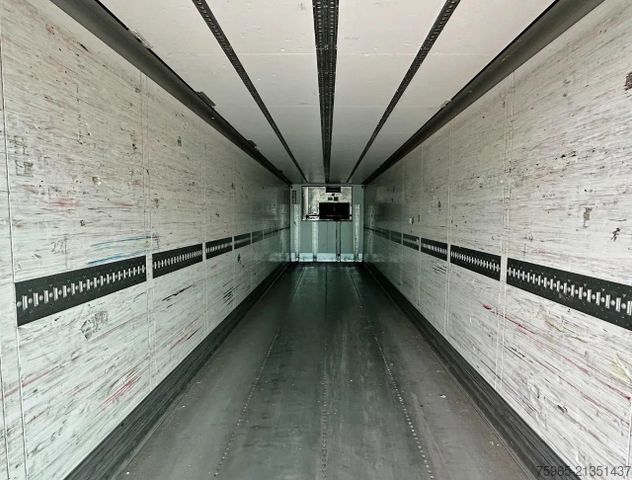 Frigorifik yarı römork SCHMITZ CARGOBULL SKO 24 THERMO KING SLX 200 ONLY 3645 ENGINE HOUR