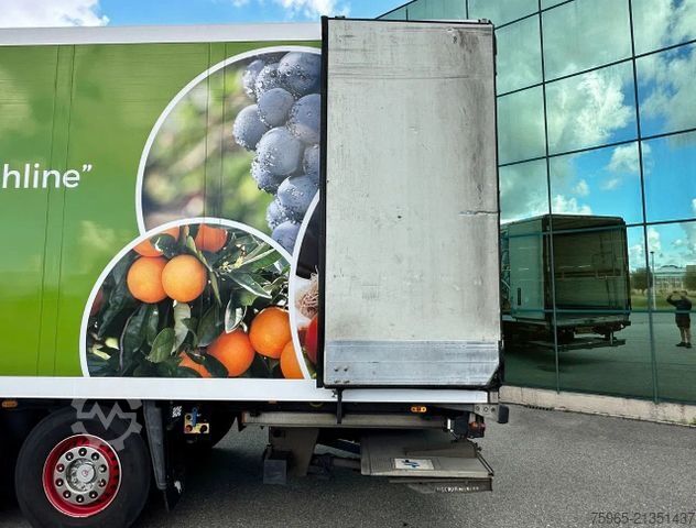 Frigorifik yarı römork SCHMITZ CARGOBULL SKO 24 THERMO KING SLX 200 ONLY 3645 ENGINE HOUR