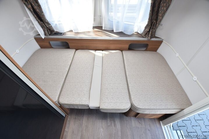 Karavāna HYMER/ERIBA Eriba Touring 630 1600kg, Combi 4E, Bodentemp.