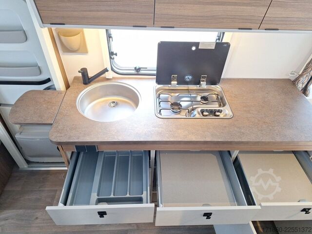 Karavāna HYMER/ERIBA Eriba Touring 630 1500kg, Komfort-Paket