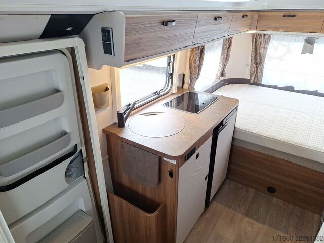 Karavāna HYMER/ERIBA Eriba Touring 530