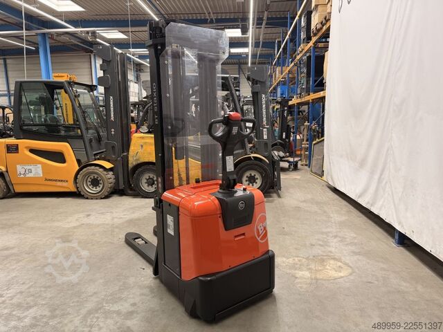 Manuālā krautuva Toyota SPE160
