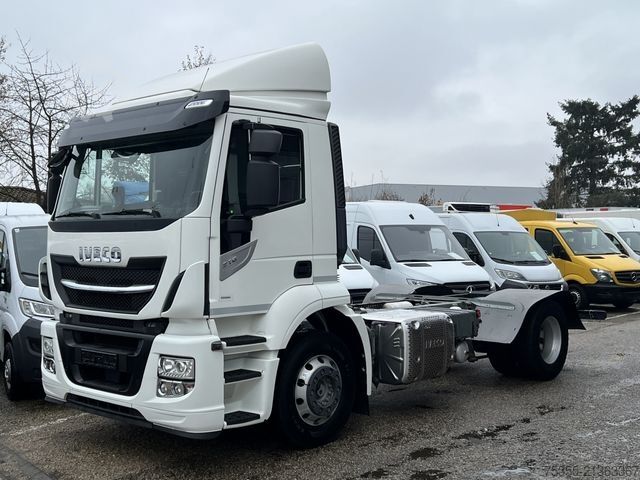 Kuorma-auton runko IVECO Stralis AD190S31 4,2mRdst Klimaaut. Intander ACC