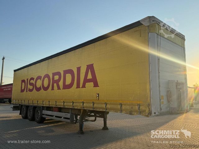 กึ่งพ่วงเปิดพร้อมผ้าใบคลุม Schmitz Cargobull Curtainsider Standard