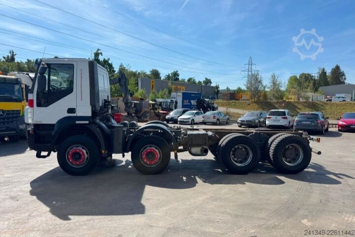 Truck chassis IVECO 410T45 Trakker 8x4