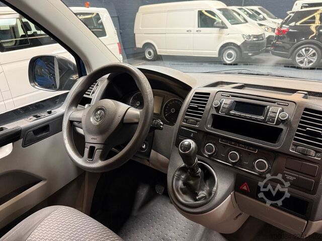 Μίνι λεωφορείο VW T5 Caravelle 4Motion 8 Sitze Klima STHZ 2.Hand