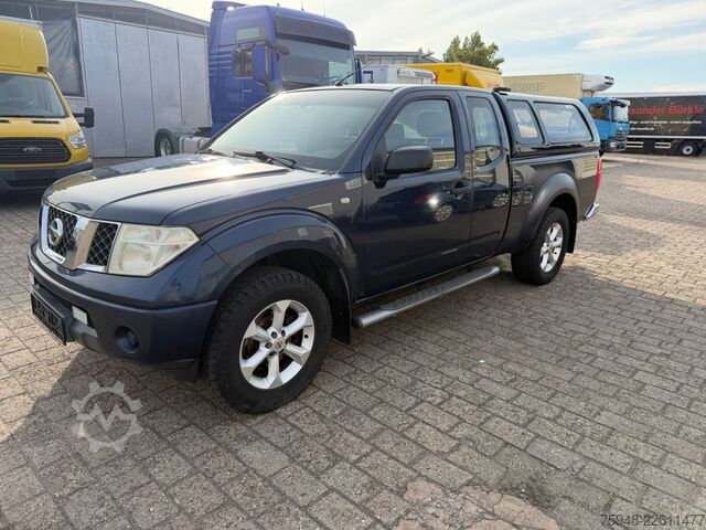 ピックアップトラック NISSAN Navara Pickup KingCab  4X4.Klima.Tüv 04/27