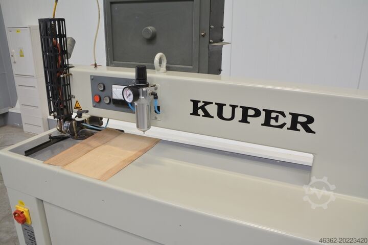 Furnérfűző gép Kuper SPAJARKA 900