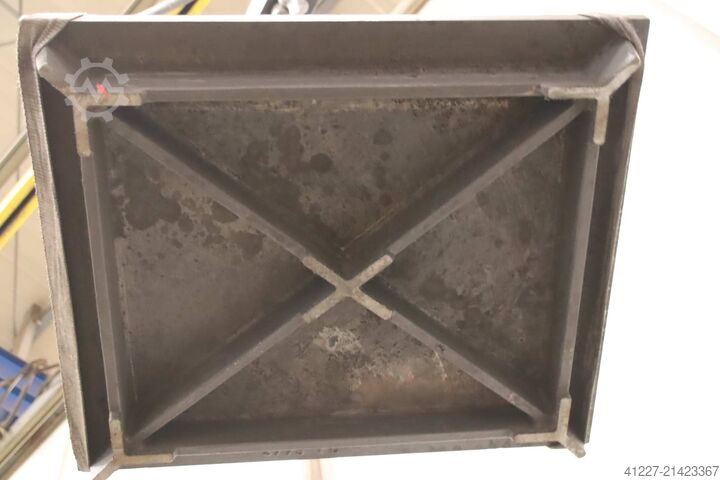 垫板 unbekannt 580 x 680 mm