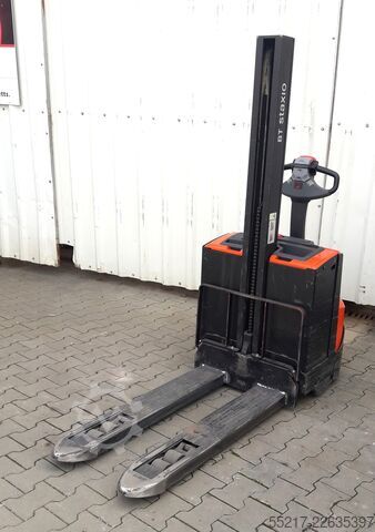 Hochhubwagen TOYOTA BT SWE 080L
