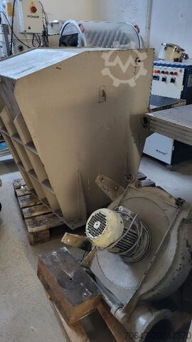 Mlin za sječenje 22 kW sa odsisom i silosom HERBOLD CS450/600-2A