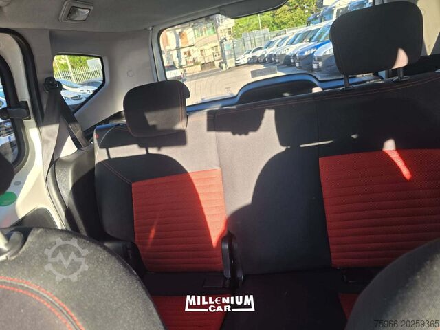 Minibús FIAT QUBO TREKKING 1.3MJT AUTOCARRO