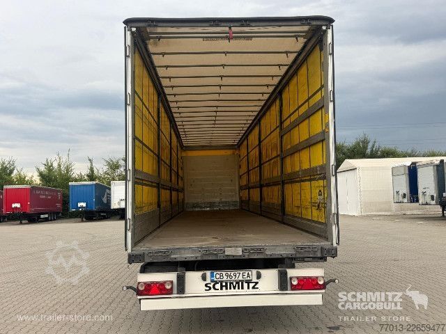กึ่งพ่วงเปิดพร้อมผ้าใบคลุม Schmitz Cargobull Curtainsider Standard