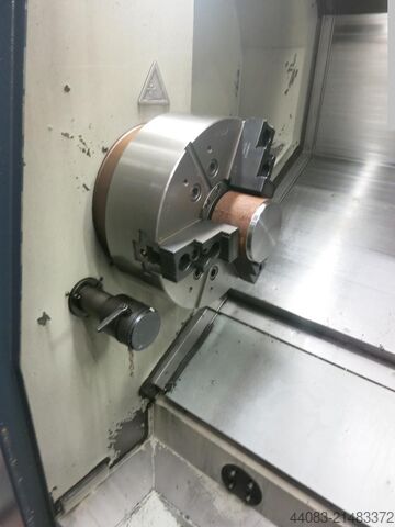 CNC treipingi - kallutatud voodi masin SPINNER TC800-110-MC