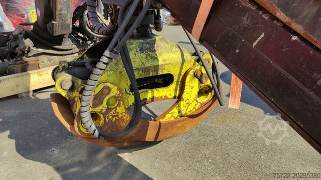 Autocamion pentru transport bușteni  LADEKRAN LOGLIFT F251S 80A