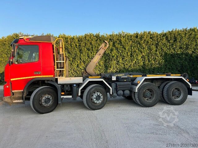 Autocamion cu cârlig pentru containere VOLVO VOLVO FMX460 SCARRABILE 8X4