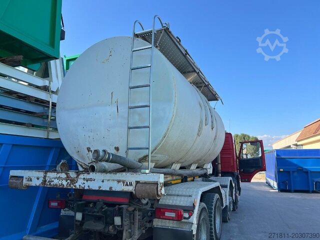 Autocamion cu destinație specială  CISTERNA SCARRABILE USATA IN FERRO