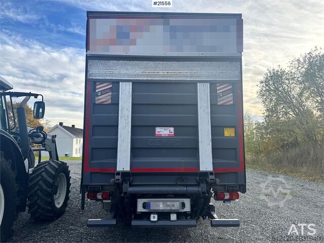 Koffert Mercedes-Benz Atego 1530 Box Truck w/ Full Side Opening. 185,000