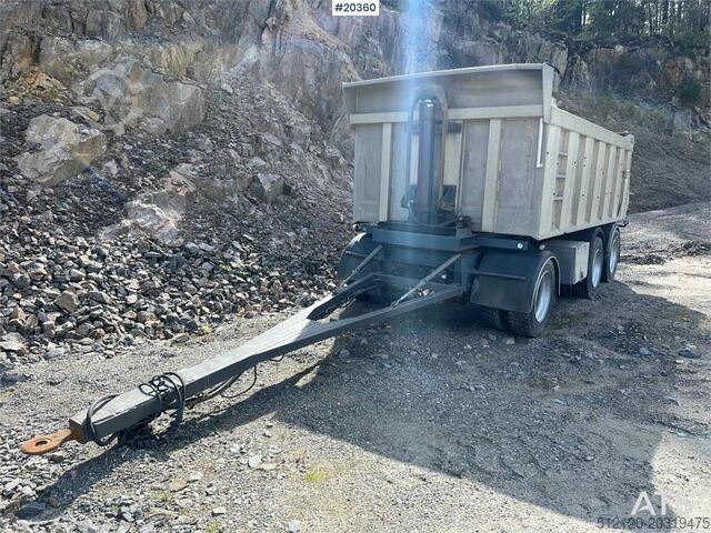 شاحنة قلابة Maur car body 3 axle tow trailer
