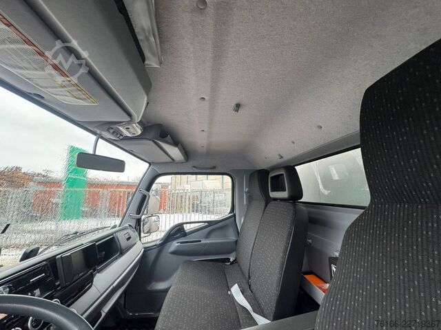 Furgon skrzyniowy FUSO Canter 7C18 Koffer mit Ladebordwand *Klima*