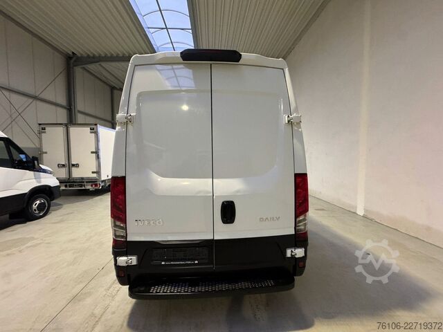 パネルバン IVECO Daily 35S16 Kastenwagen *Klima*2 stück auf Lager
