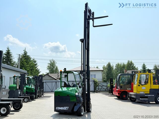 4-Wege-Gabelstapler Combilift CBE4000 / TRIPLEX 5200MM / FREE-LIFT