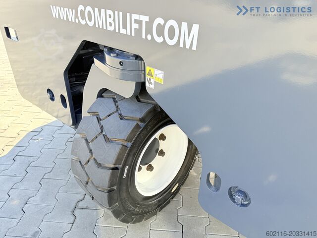 Fjögurra átta lyftari Combilift C5000XL GAS TRIPLEX 6000 EXTENDABLE FORK