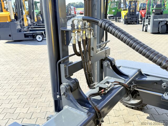 Fjögurra átta lyftari Combilift C5000XL GAS TRIPLEX 6000 EXTENDABLE FORK