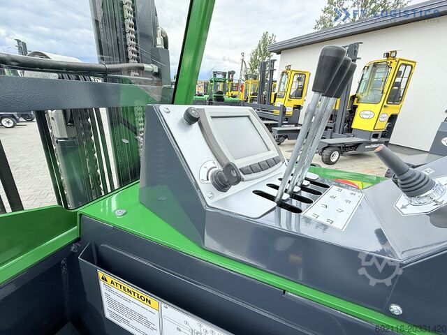 Fjögurra átta lyftari COMBILIFT CBE2500 TRIPLEX 5500 FORK POSITIONER