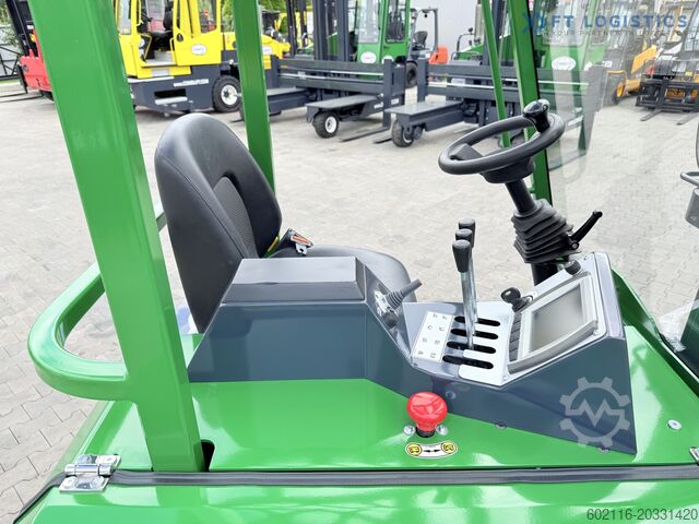 Fjögurra átta lyftari COMBILIFT CBE2500 TRIPLEX 5500 FORK POSITIONER