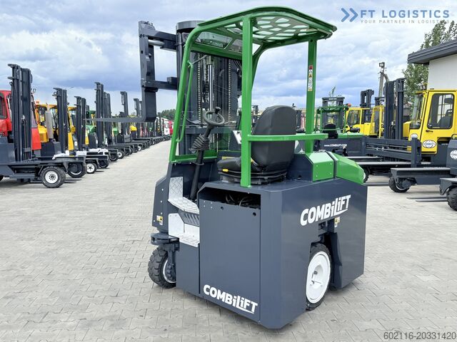 Fjögurra átta lyftari COMBILIFT CBE2500 TRIPLEX 5500 FORK POSITIONER