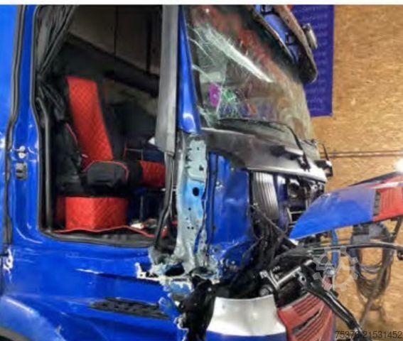 Đầu kéo tiêu chuẩn MERCEDES-BENZ Actros 1851 4x2 Unfallschaden/damaged