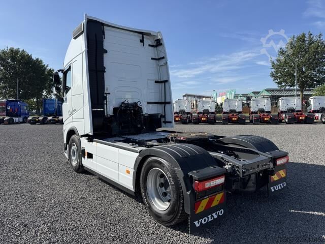मानक ट्रैक्टर यूनिट Volvo FH 500 Globe XL Retarder I-Park Cool Leder GSR