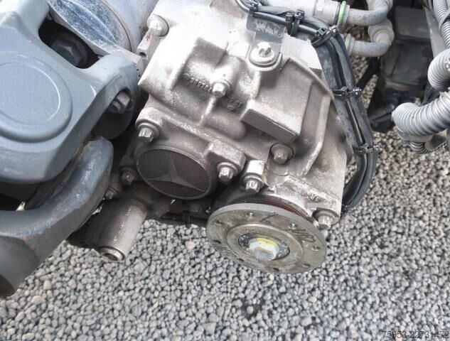 मानक ट्रैक्टर यूनिट Mercedes-Benz 1851 LS Actros Gigaspace Retarder Standklima PTO