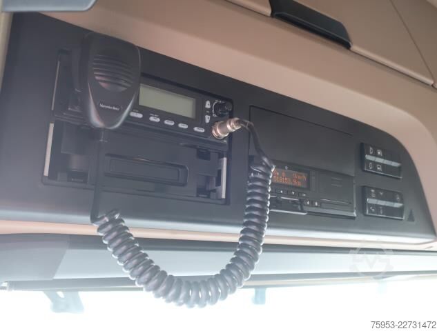 मानक ट्रैक्टर यूनिट Mercedes-Benz 1851 LS Actros Gigaspace Retarder Standklima PTO