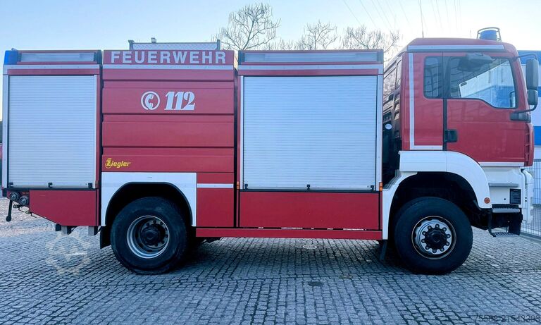 Fire truck MAN 18.410 4x4 Tanklöschfahrzeug TLF 4000