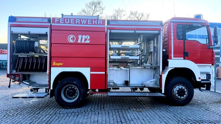 Fire truck MAN 18.410 4x4 Tanklöschfahrzeug TLF 4000