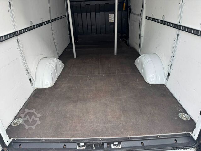רכב מסחרי סגור IVECO Daily 35S14 Hi-Matic Kastenwagen *Klima*Tempomat