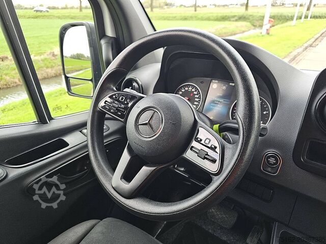 Wagon chłodnia MERCEDES-BENZ SPRINTER 316 L2H2 Koelwagen Mbux