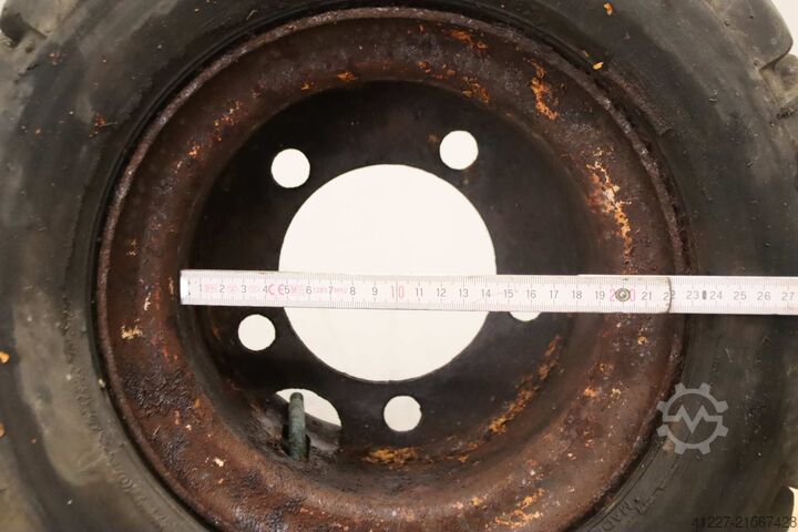 带轮辋的轮胎 Continental 18x7-8  14 P.R.