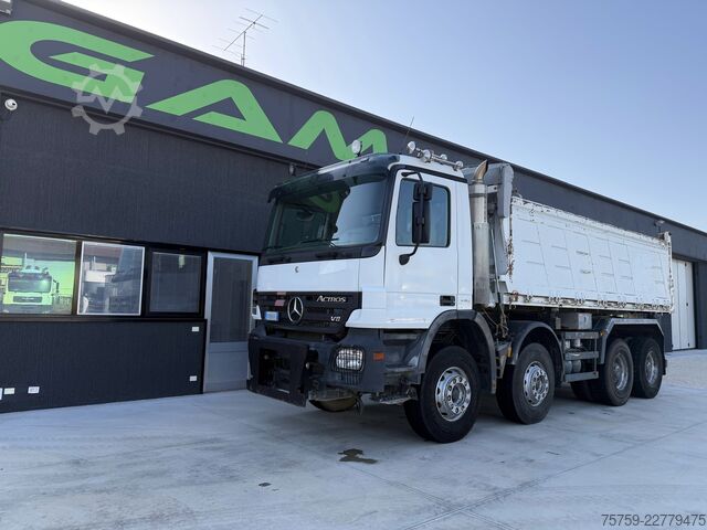 Camion basculante trilateral Mercedes-Benz Actros 4151K Kipper 20cbm 8x4 Euro4