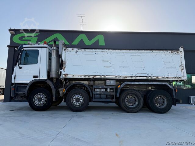 Camion basculante trilateral Mercedes-Benz Actros 4151K Kipper 20cbm 8x4 Euro4