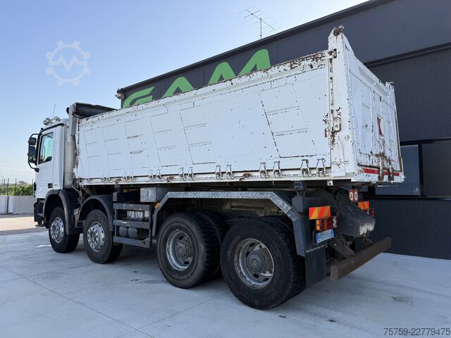 Camion basculante trilateral Mercedes-Benz Actros 4151K Kipper 20cbm 8x4 Euro4