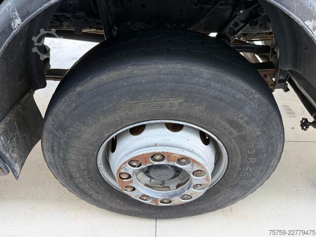Camion basculante trilateral Mercedes-Benz Actros 4151K Kipper 20cbm 8x4 Euro4