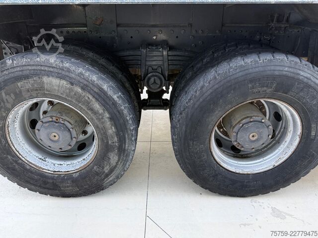 Camion basculante trilateral Mercedes-Benz Actros 4151K Kipper 20cbm 8x4 Euro4
