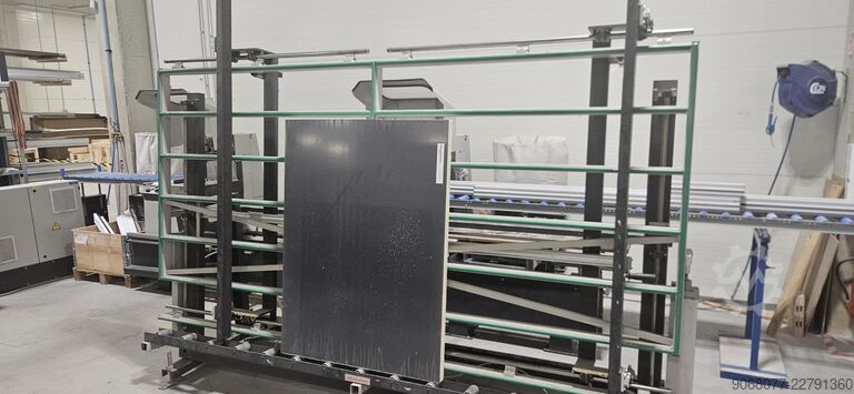 Assembly table, control and glazing. ELUMATEC VE 3000