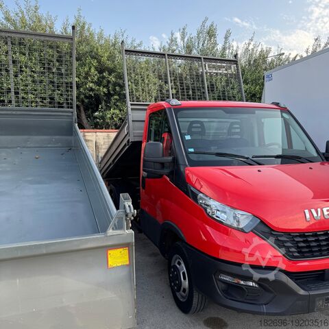 封闭货车 Iveco Daily 35c12